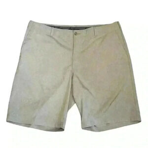 Ben Hogan Lightweight Zippered Front Khaki Shorts Men’s Big and Tall Size 42